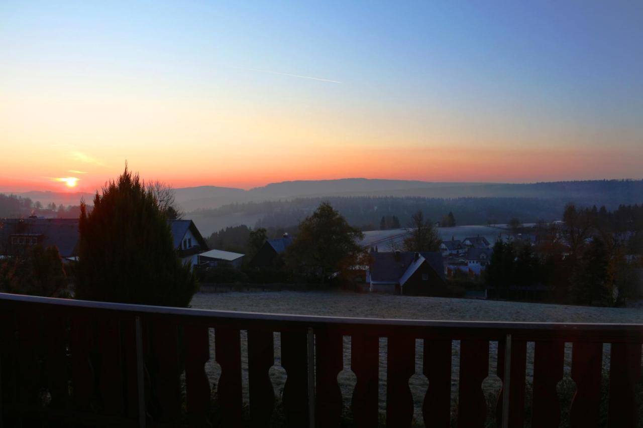 Little In Winterberg-neuastenberg Apartment *